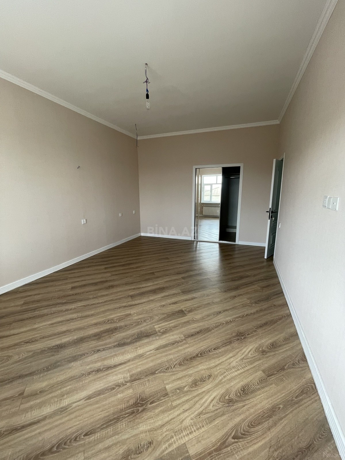 6 otaqlı Həyət evi/Bağ evi, Yeni Suraxanı q., Bakı
