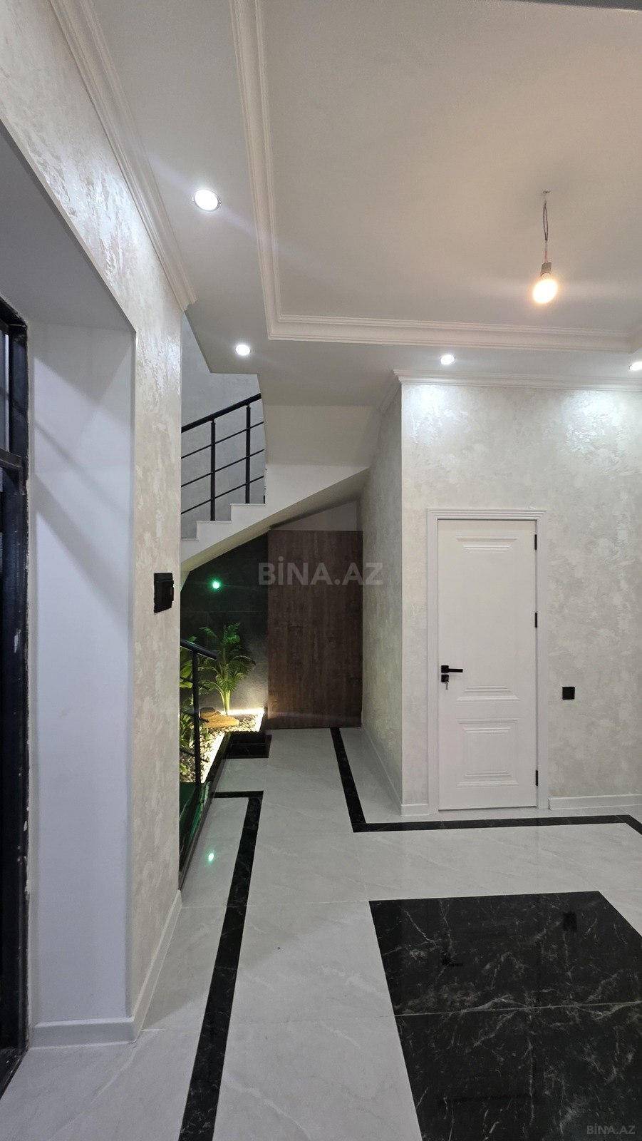 4 otaqlı Həyət evi/Bağ evi, Yeni Suraxanı q., Bakı