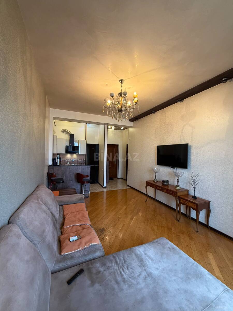2 otaqlı Yeni tikili, Memar Əcəmi m., Bakı
