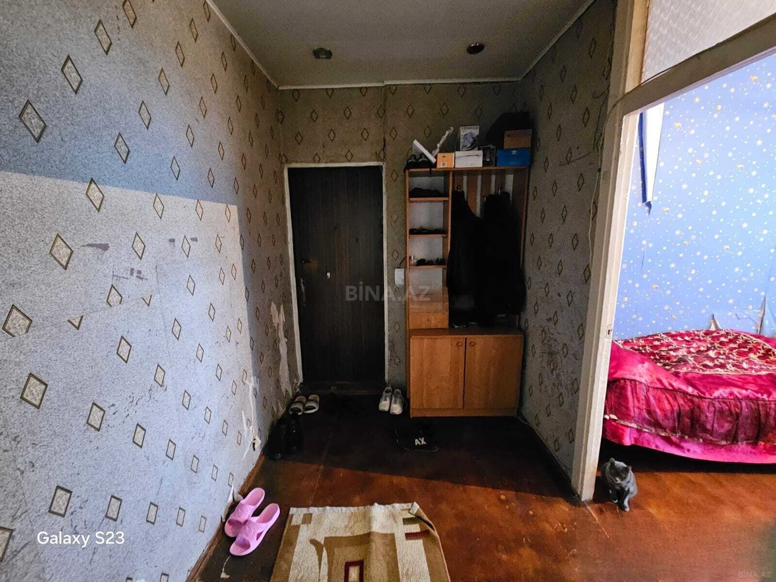 3 otaqlı Köhnə tikili, Həzi Aslanov q., Bakı