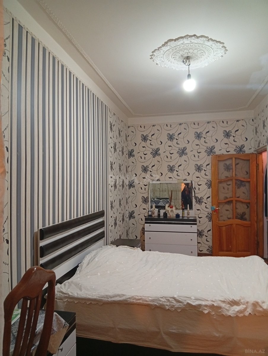 4 otaqlı Köhnə tikili, Azadlıq Prospekti m., Bakı