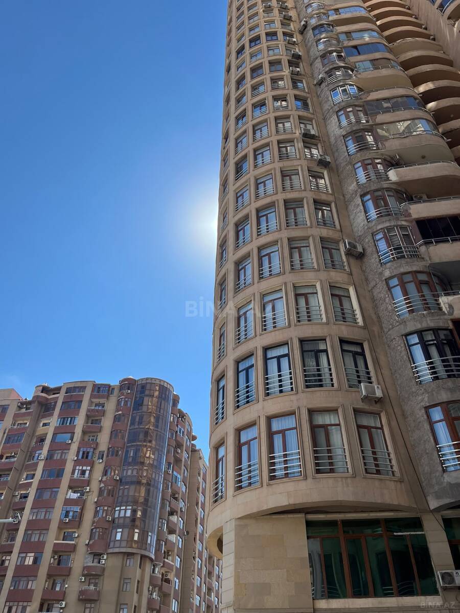 4 otaqlı Yeni tikili, Şah İsmayıl Xətai m., Bakı