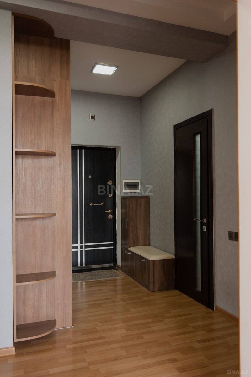3 otaqlı Yeni tikili, Şah İsmayıl Xətai m., Bakı