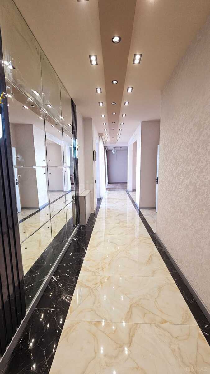 4 otaqlı Həyət evi/Bağ evi, Şüvəlan q., Bakı