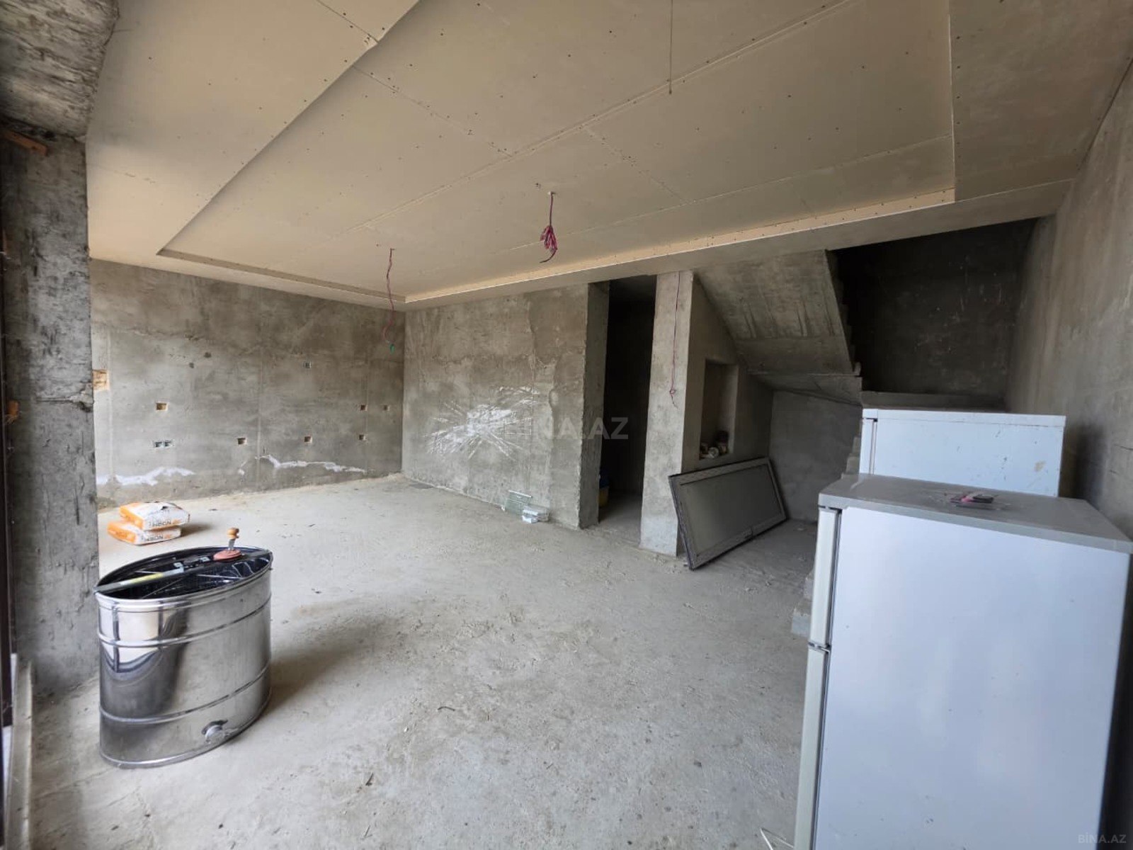 4 otaqlı Həyət evi/Bağ evi, Novxanı q., Bakı