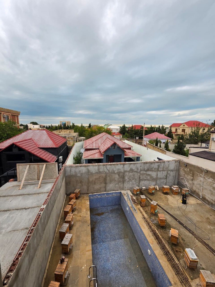 4 otaqlı Həyət evi/Bağ evi, Novxanı q., Bakı