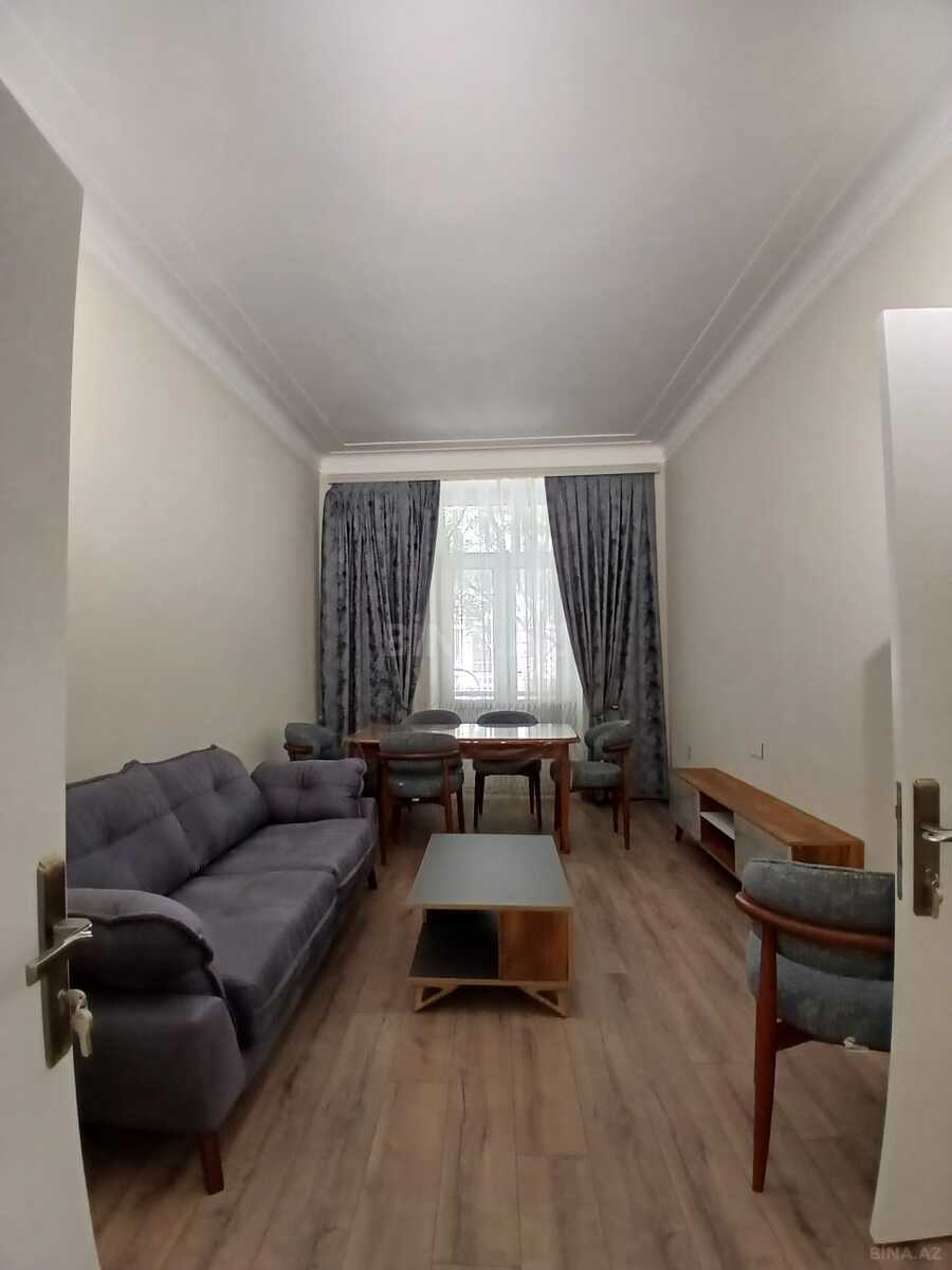 4 otaqlı Köhnə tikili, İçəri Şəhər m., Bakı