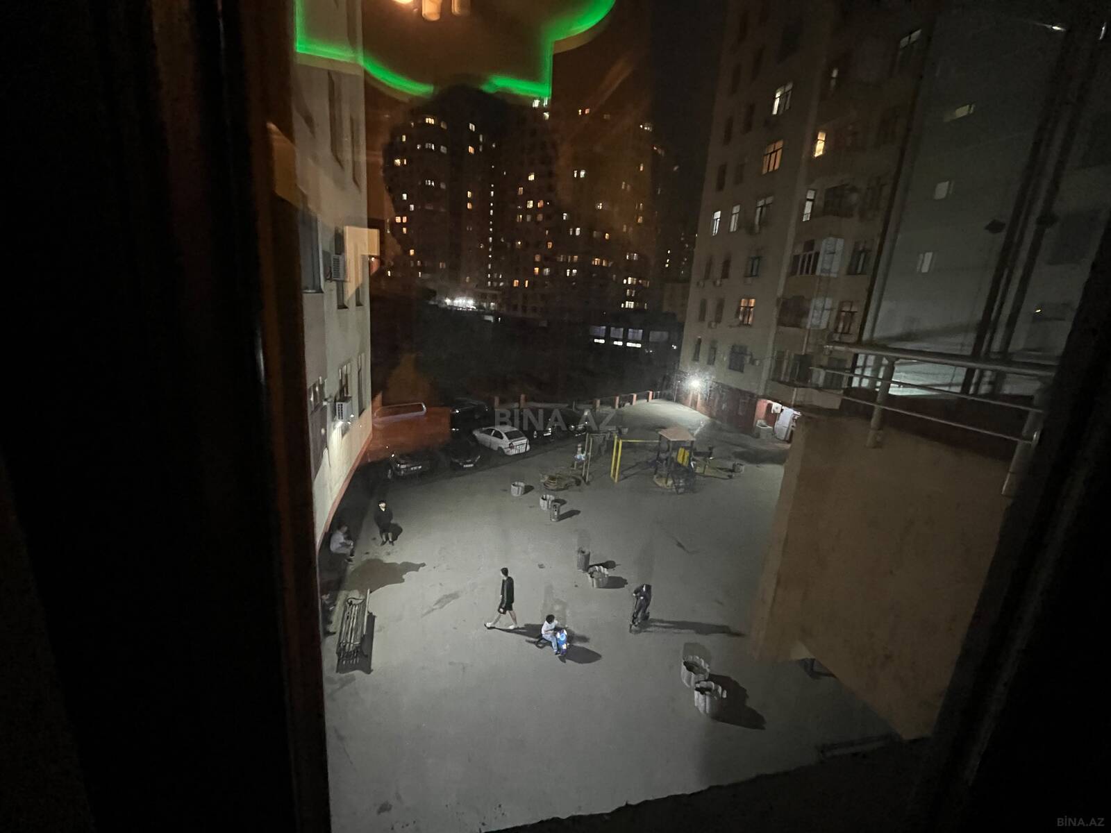 3 otaqlı Yeni tikili, Neftçilər m., Bakı