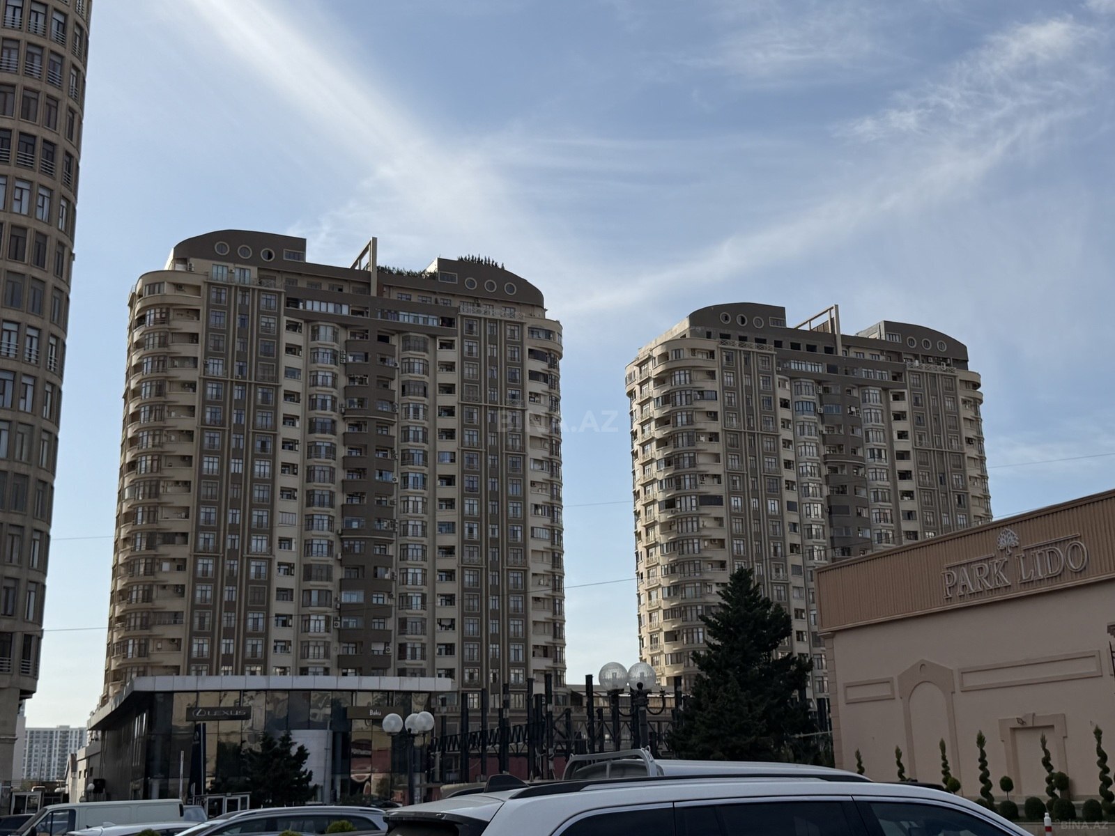 3 otaqlı Yeni tikili, Şah İsmayıl Xətai m., Bakı