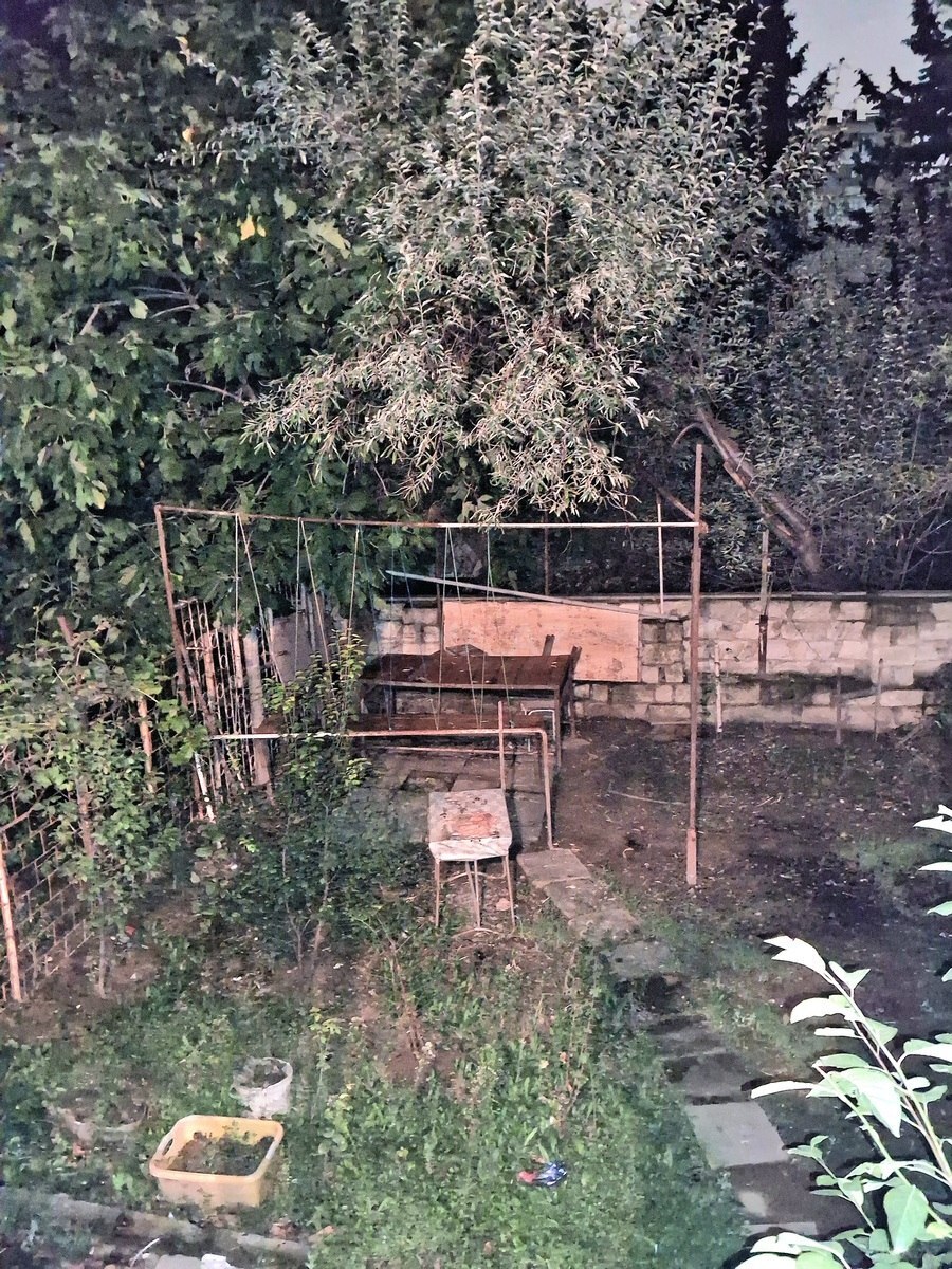5 otaqlı Köhnə tikili, Xalqlar Dostluğu m., Bakı