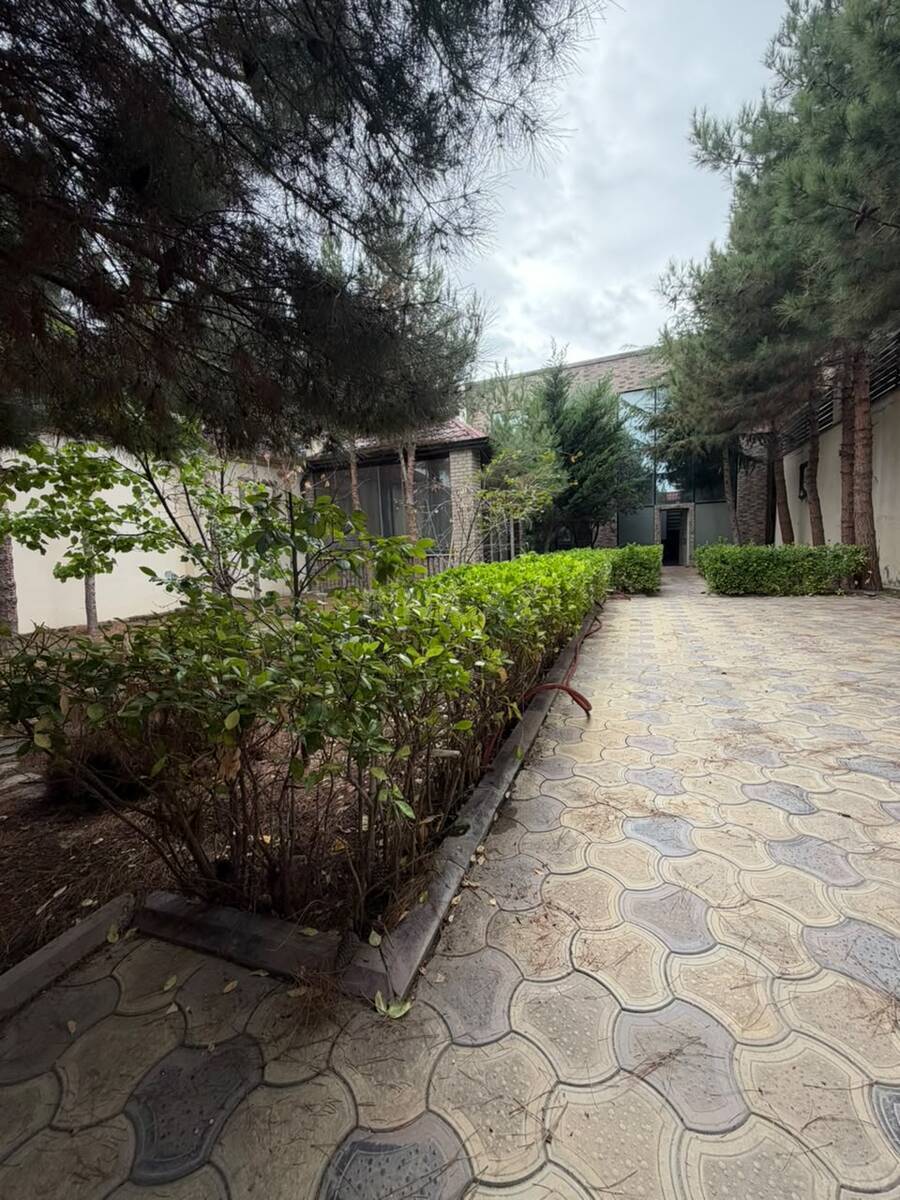4 otaqlı Həyət evi/Bağ evi, Badamdar q., Bakı