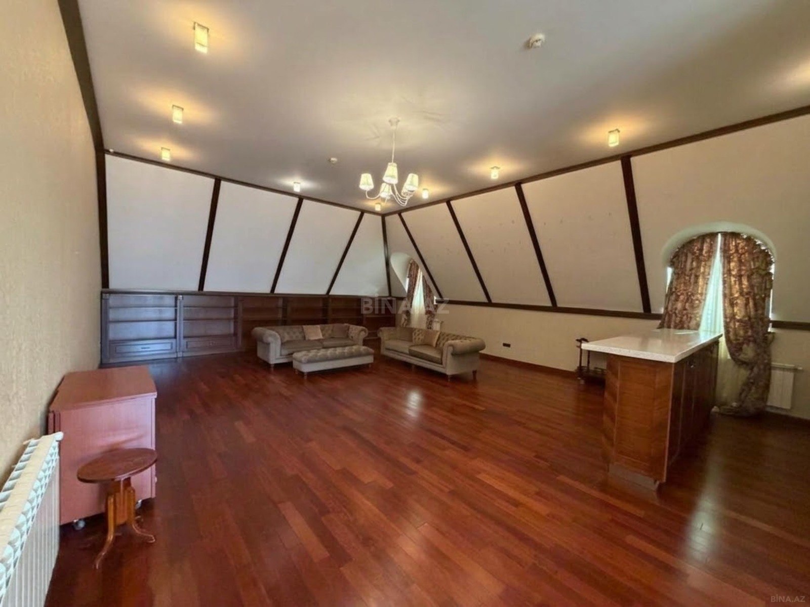 5 otaqlı Həyət evi/Bağ evi, Səbail r., Bakı
