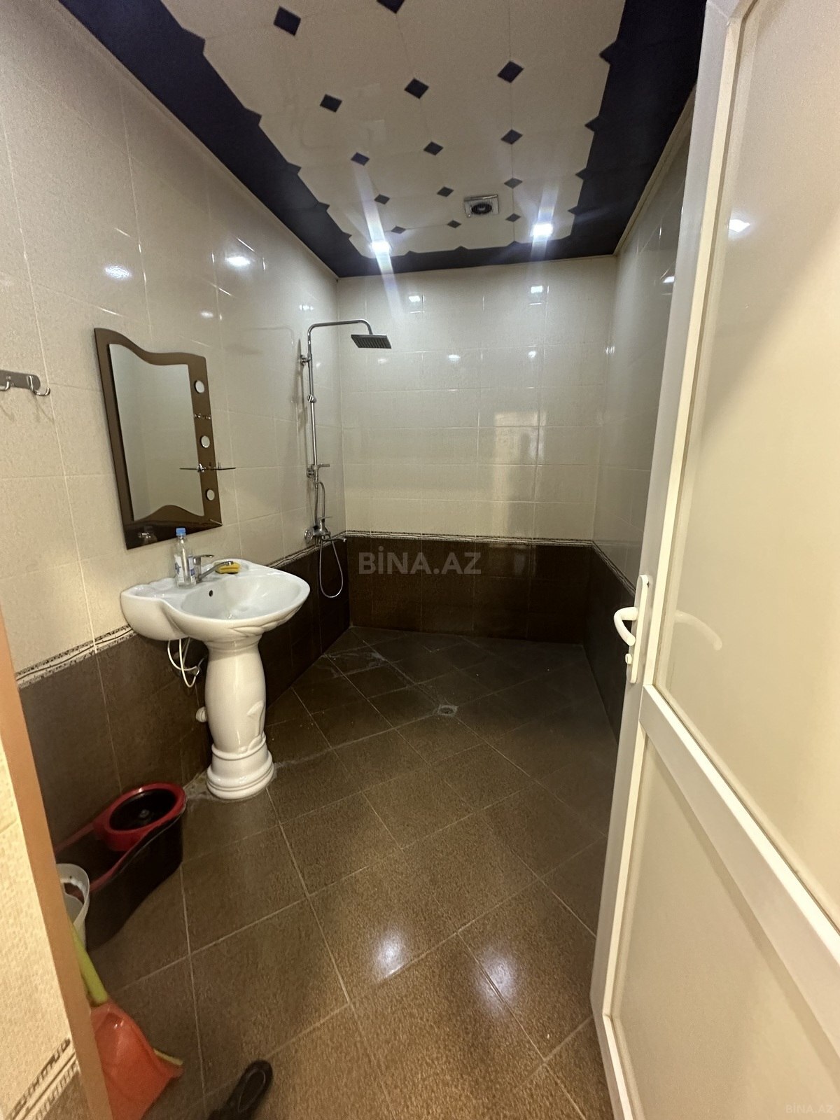 3 otaqlı Ofis, Memar Əcəmi m., Bakı