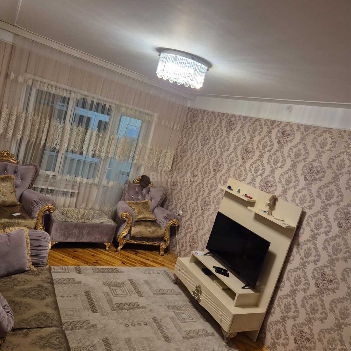 5 otaqlı Köhnə tikili, Sumqayıt