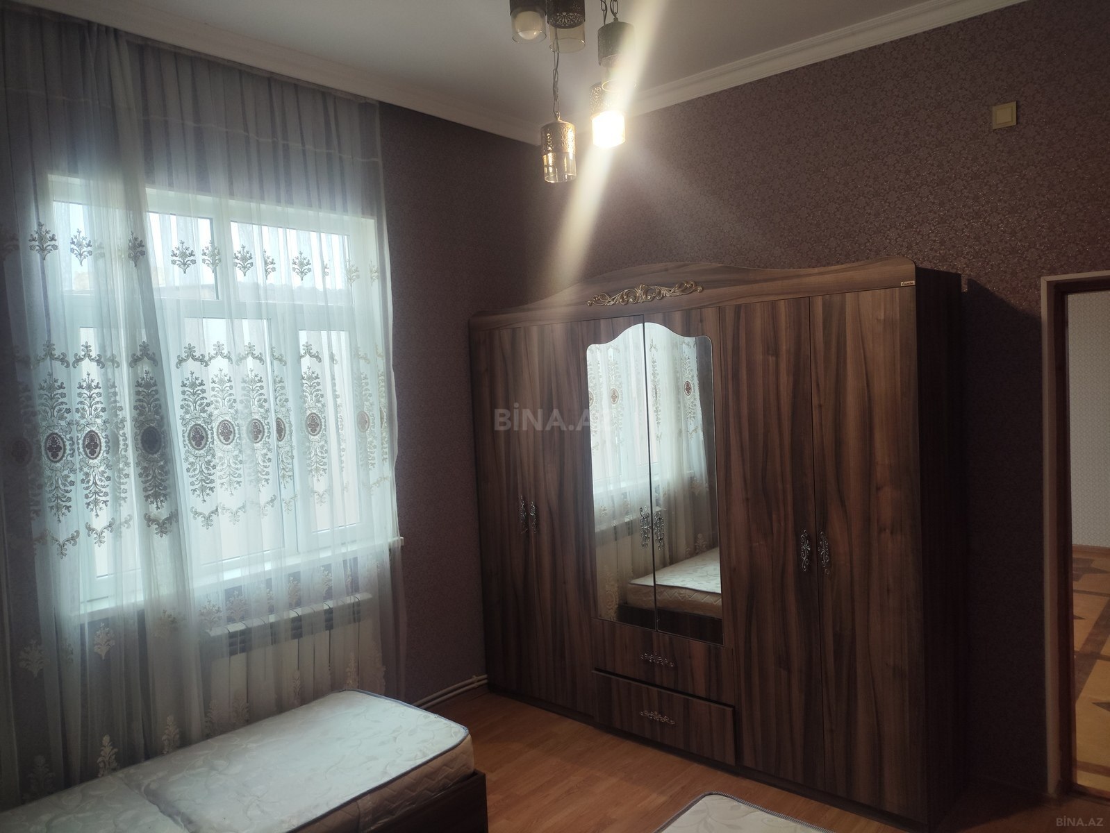 4 otaqlı Həyət evi/Bağ evi, Memar Əcəmi m., Bakı