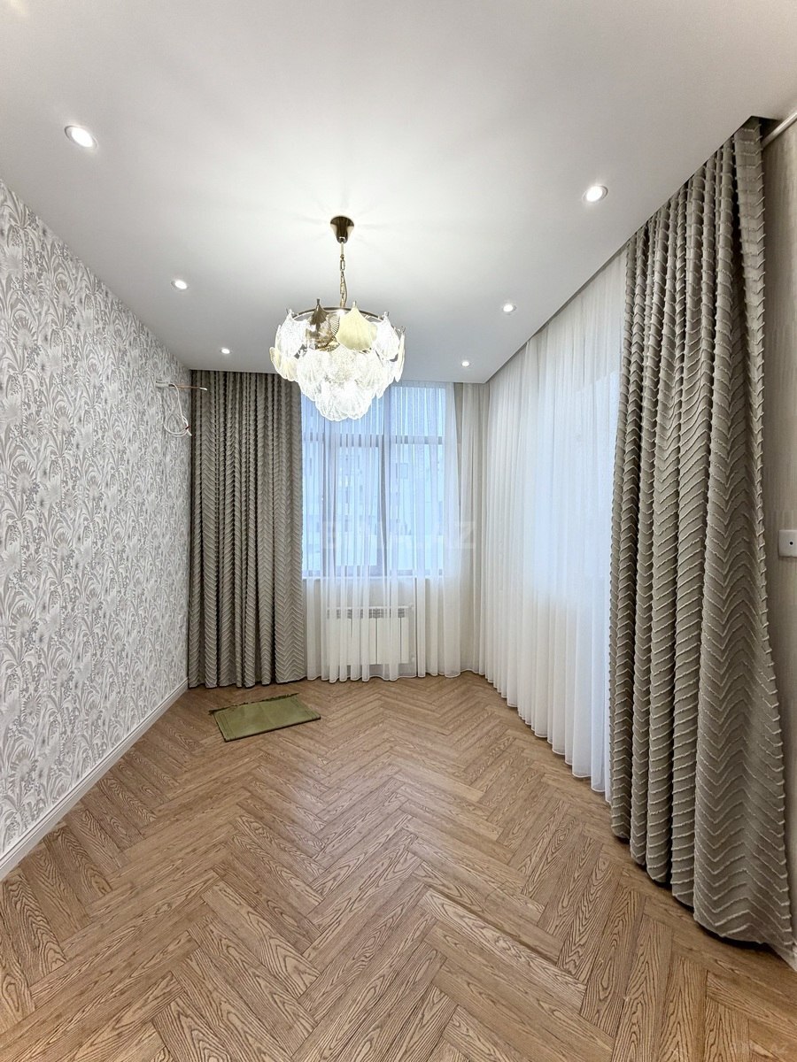 3 otaqlı Yeni tikili, 8 Noyabr m., Bakı