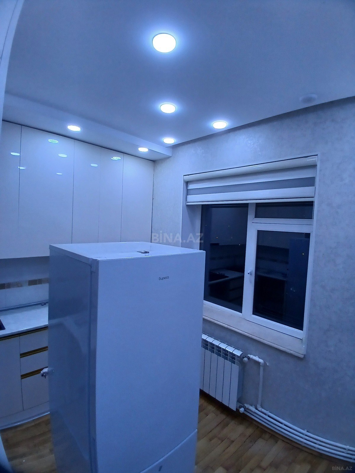 3 otaqlı Yeni tikili, İnşaatçılar m., Bakı
