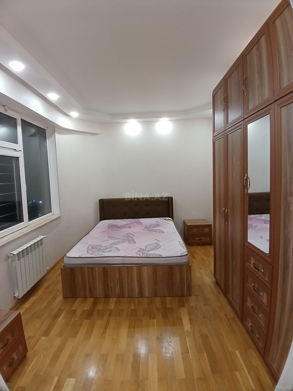 3 otaqlı Yeni tikili, İnşaatçılar m., Bakı