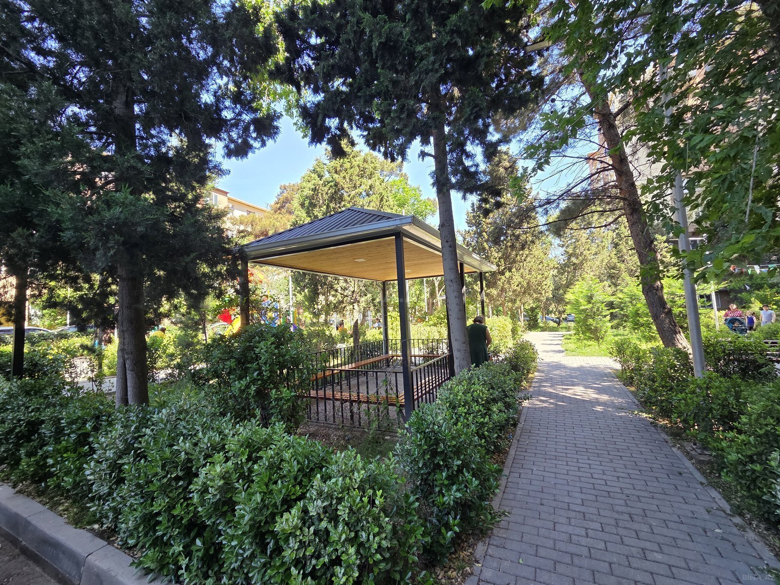 2 otaqlı Köhnə tikili, Azadlıq Prospekti m., Bakı