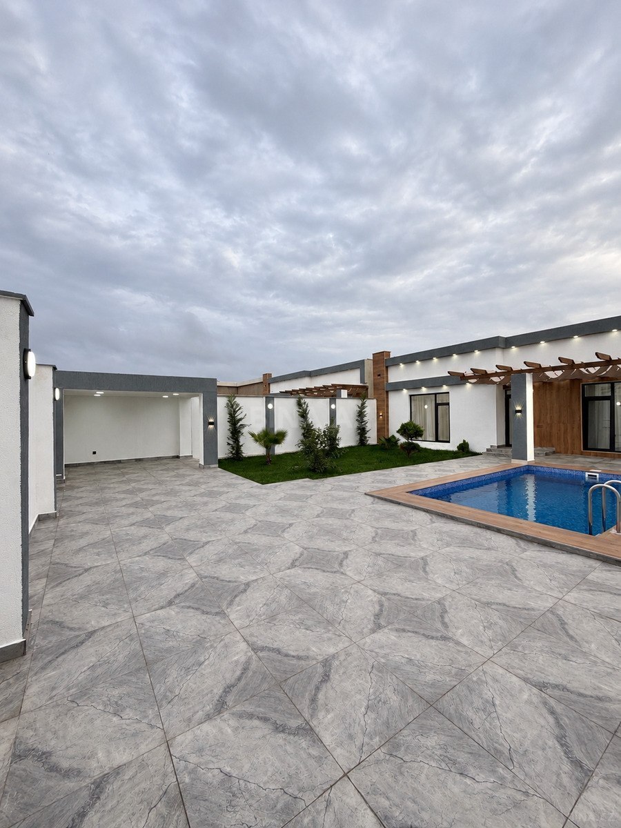 4 otaqlı Həyət evi/Bağ evi, Şüvəlan q., Bakı