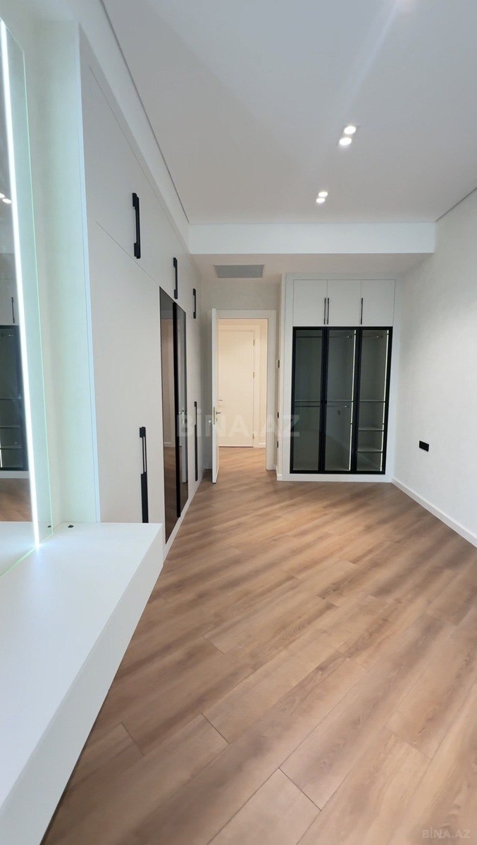 3 otaqlı Yeni tikili, Elmlər Akademiyası m., Bakı