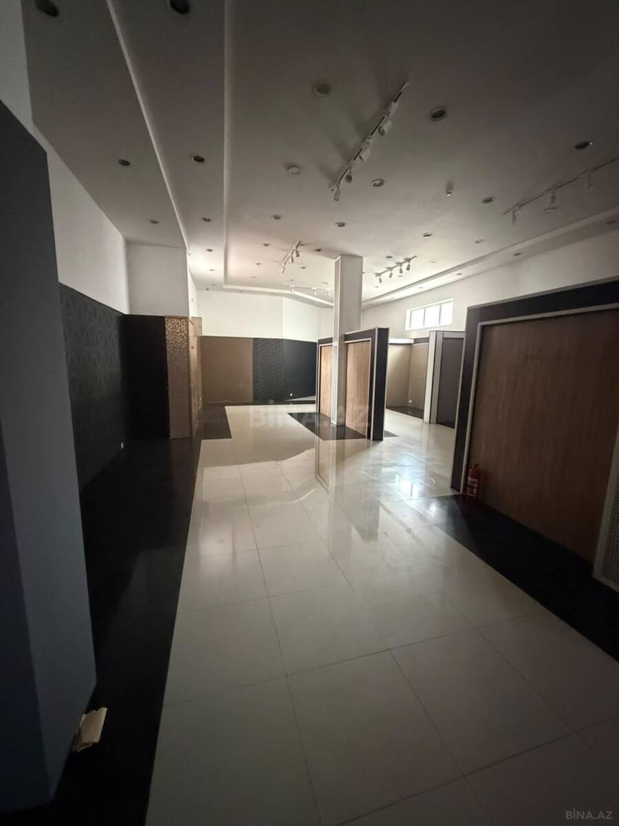 Obyekt 8 Noyabr m., Bakı