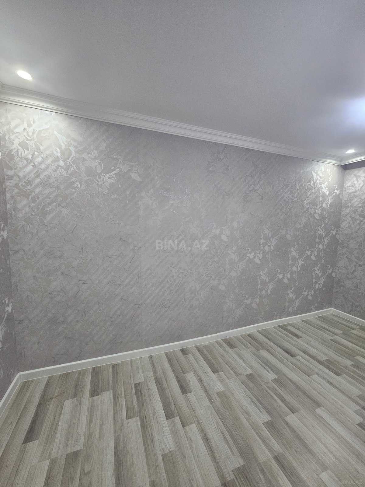 3 otaqlı Köhnə tikili, Abşeron r., Sumqayıt