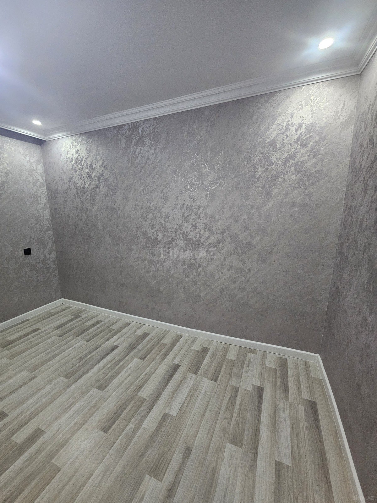 3 otaqlı Köhnə tikili, Abşeron r., Sumqayıt