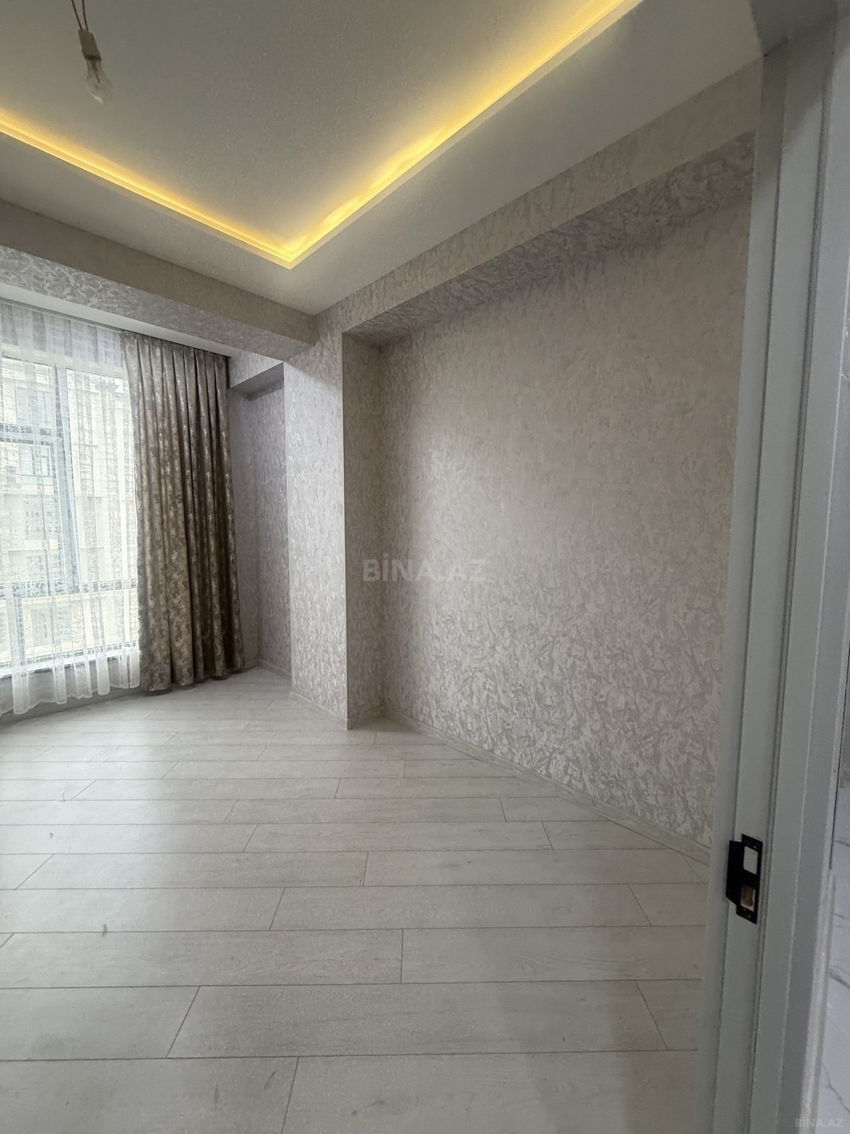 3 otaqlı Yeni tikili, Yeni Günəşli q., Bakı