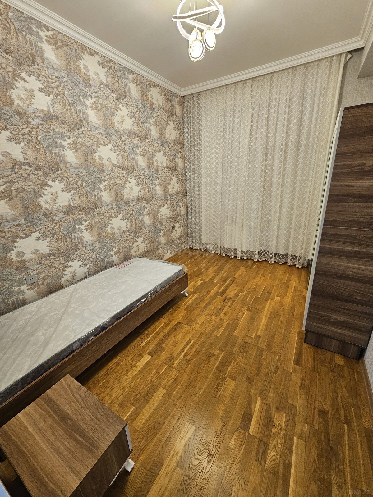 3 otaqlı Yeni tikili, Qara Qarayev m., Bakı