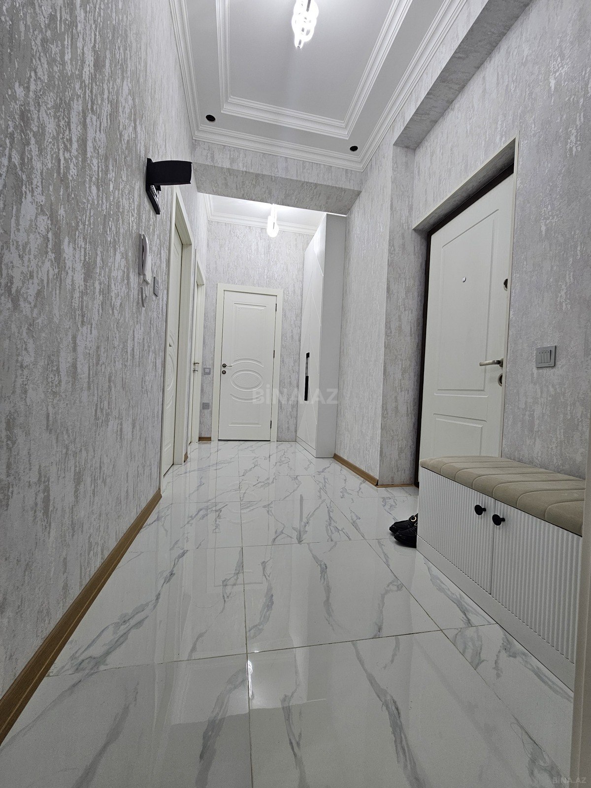3 otaqlı Yeni tikili, Qara Qarayev m., Bakı