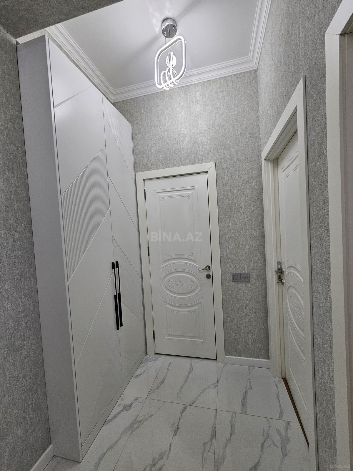 3 otaqlı Yeni tikili, Qara Qarayev m., Bakı