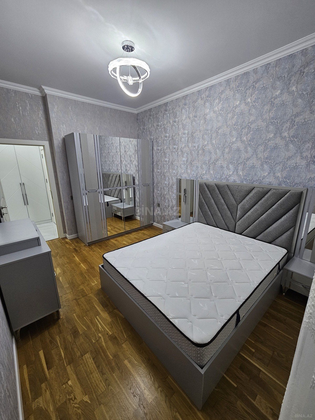 3 otaqlı Yeni tikili, Qara Qarayev m., Bakı
