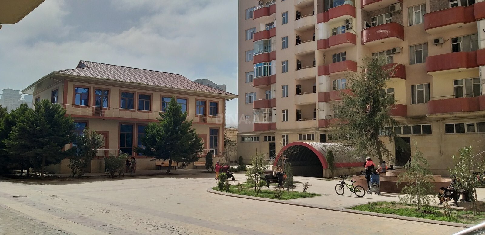 3 otaqlı Yeni tikili, Şah İsmayıl Xətai m., Bakı