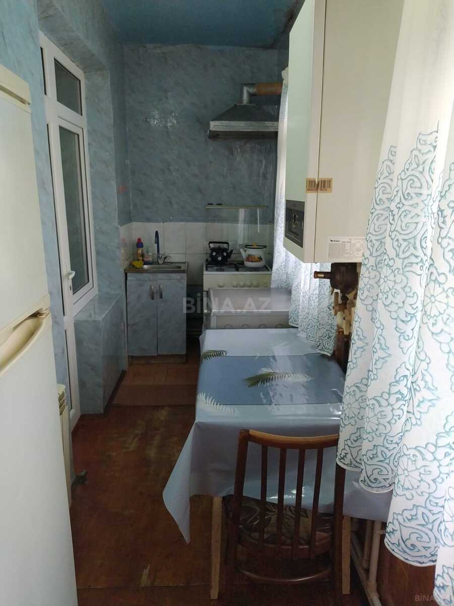3 otaqlı Köhnə tikili, Lökbatan q., Bakı