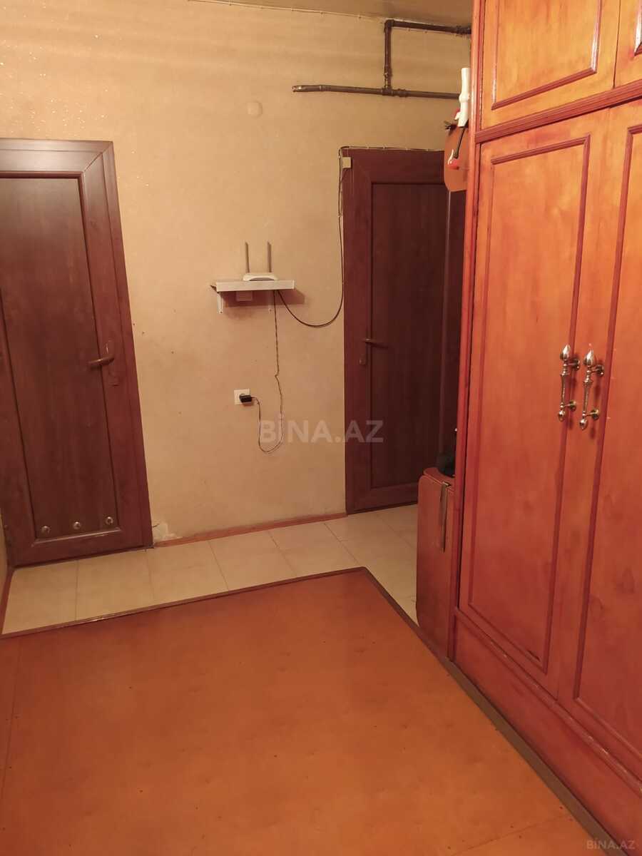 3 otaqlı Köhnə tikili, Lökbatan q., Bakı