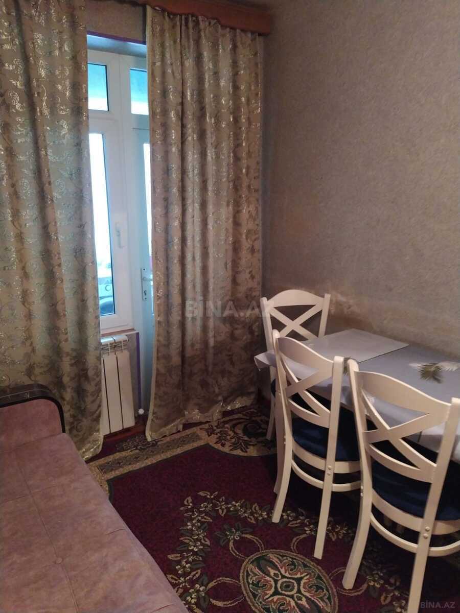 3 otaqlı Köhnə tikili, Lökbatan q., Bakı