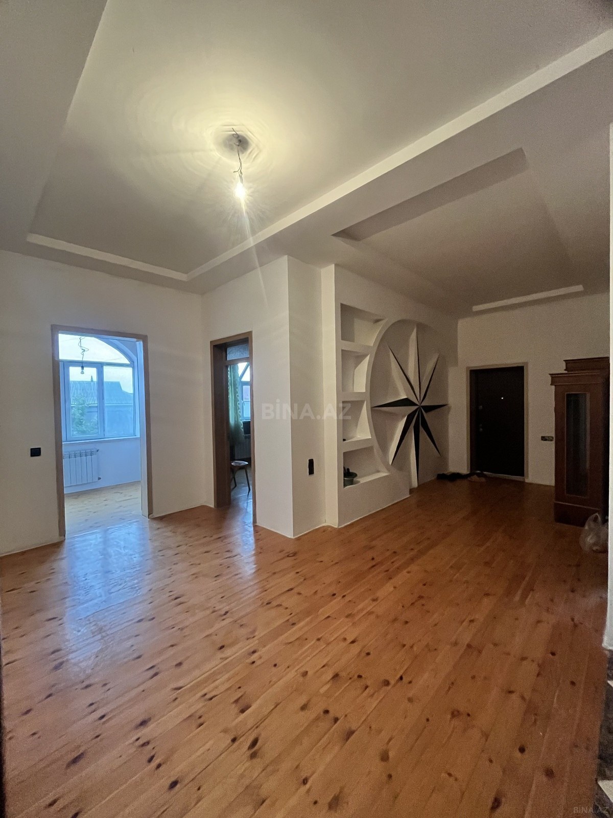 4 otaqlı Həyət evi/Bağ evi, Binəqədi q., Bakı