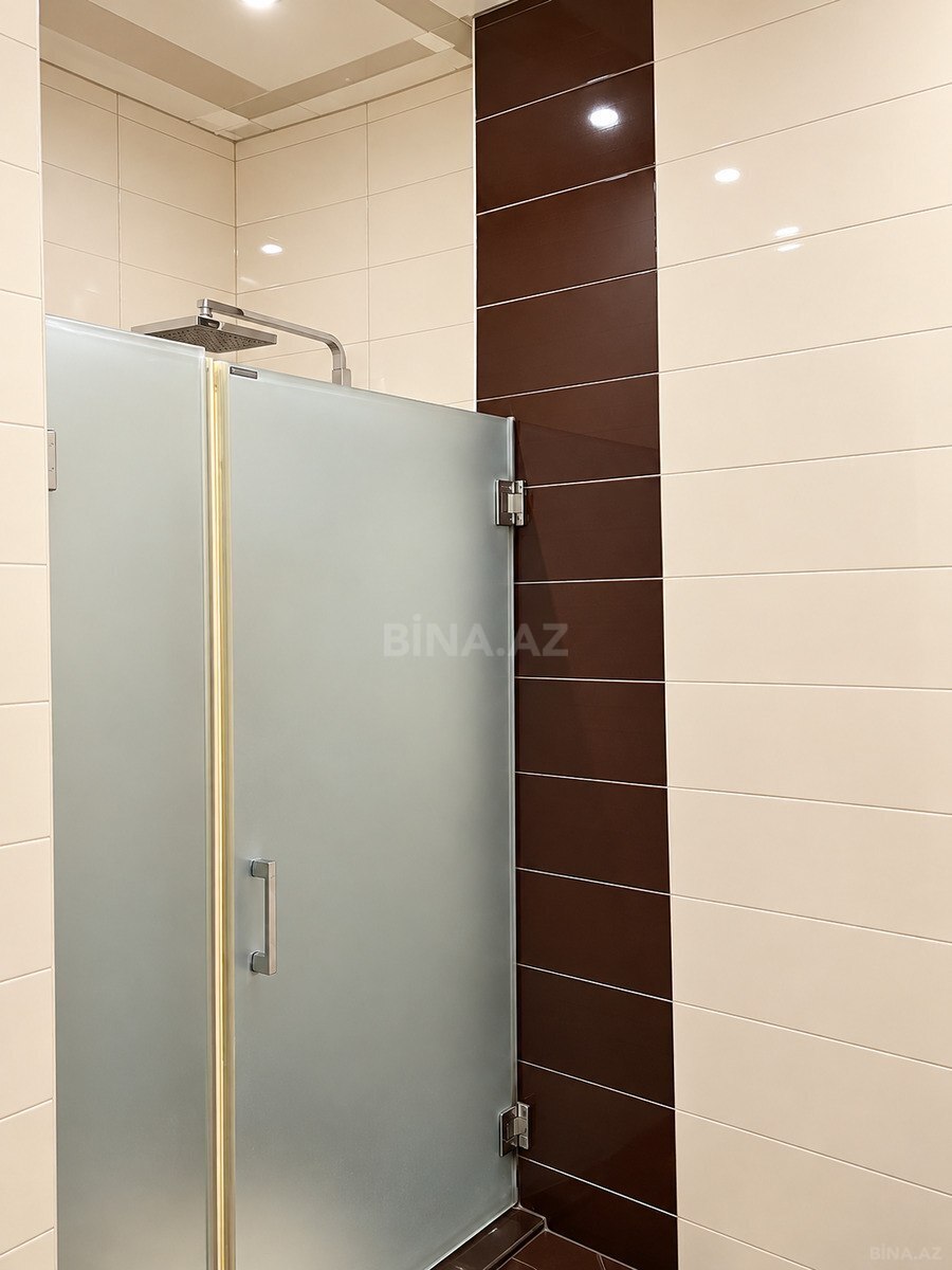 4 otaqlı Yeni tikili, 8 Noyabr m., Bakı