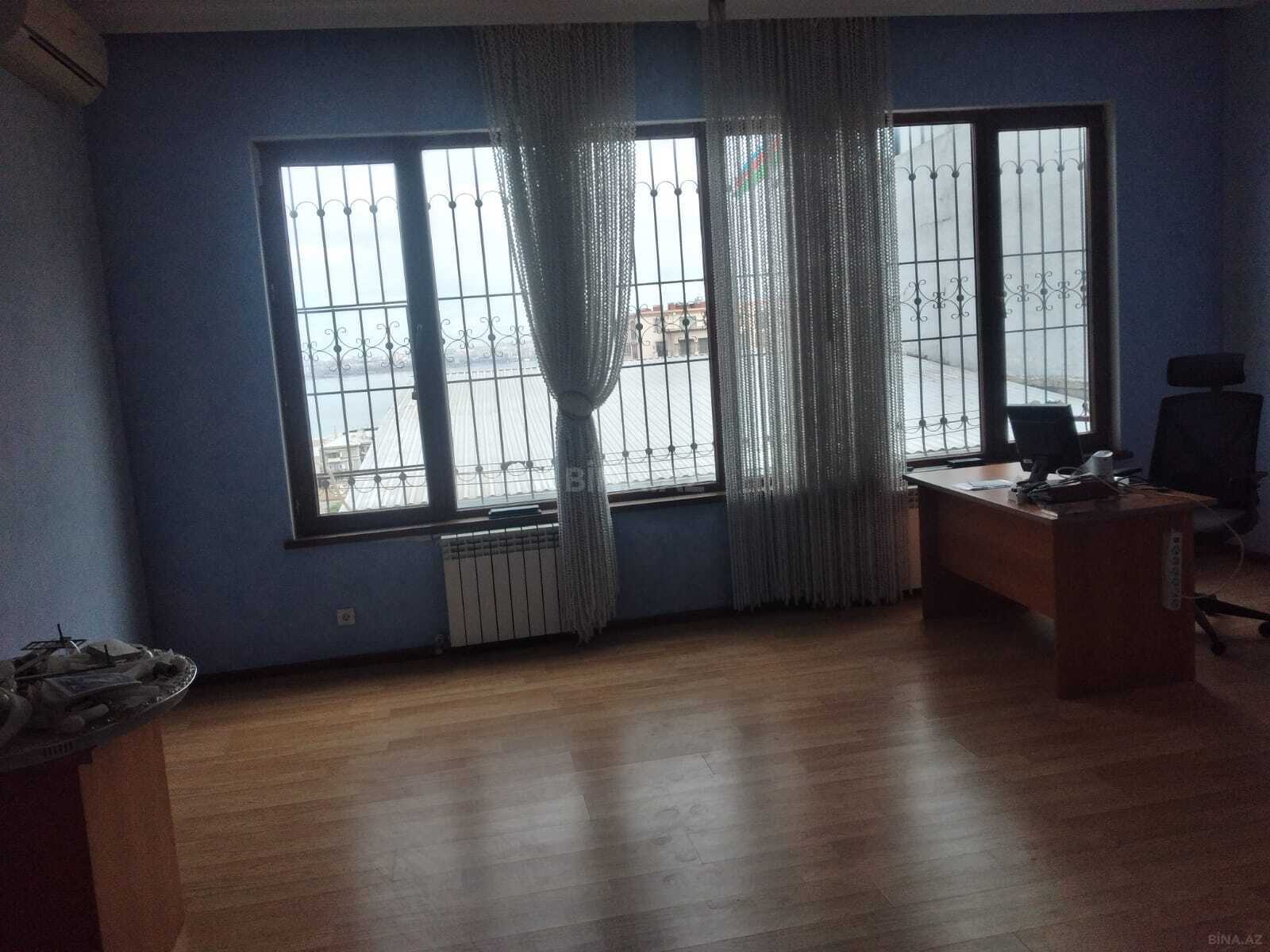 3 otaqlı Həyət evi/Bağ evi, Bayıl q., Bakı