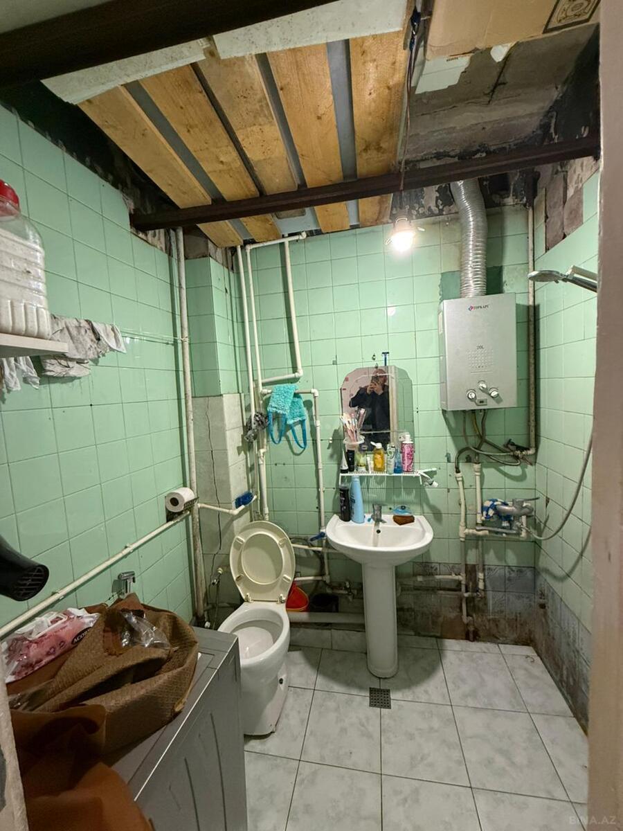 2 otaqlı Köhnə tikili, İnşaatçılar m., Bakı