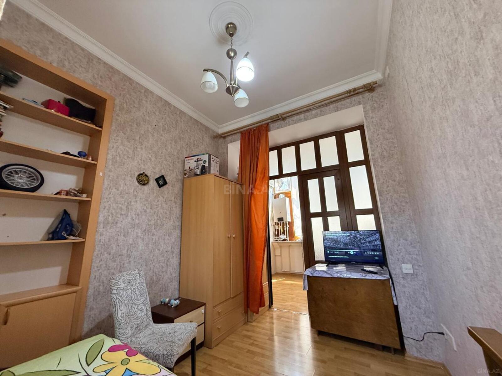 3 otaqlı Köhnə tikili, Sahil m., Bakı