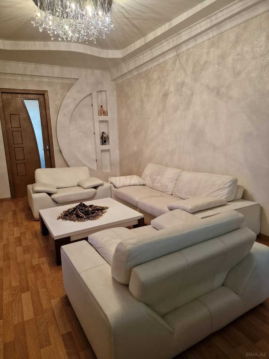 3 otaqlı Köhnə tikili, İnşaatçılar m., Bakı