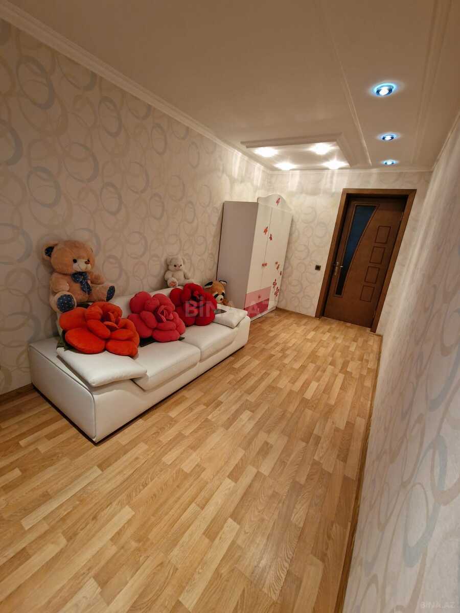 3 otaqlı Köhnə tikili, İnşaatçılar m., Bakı