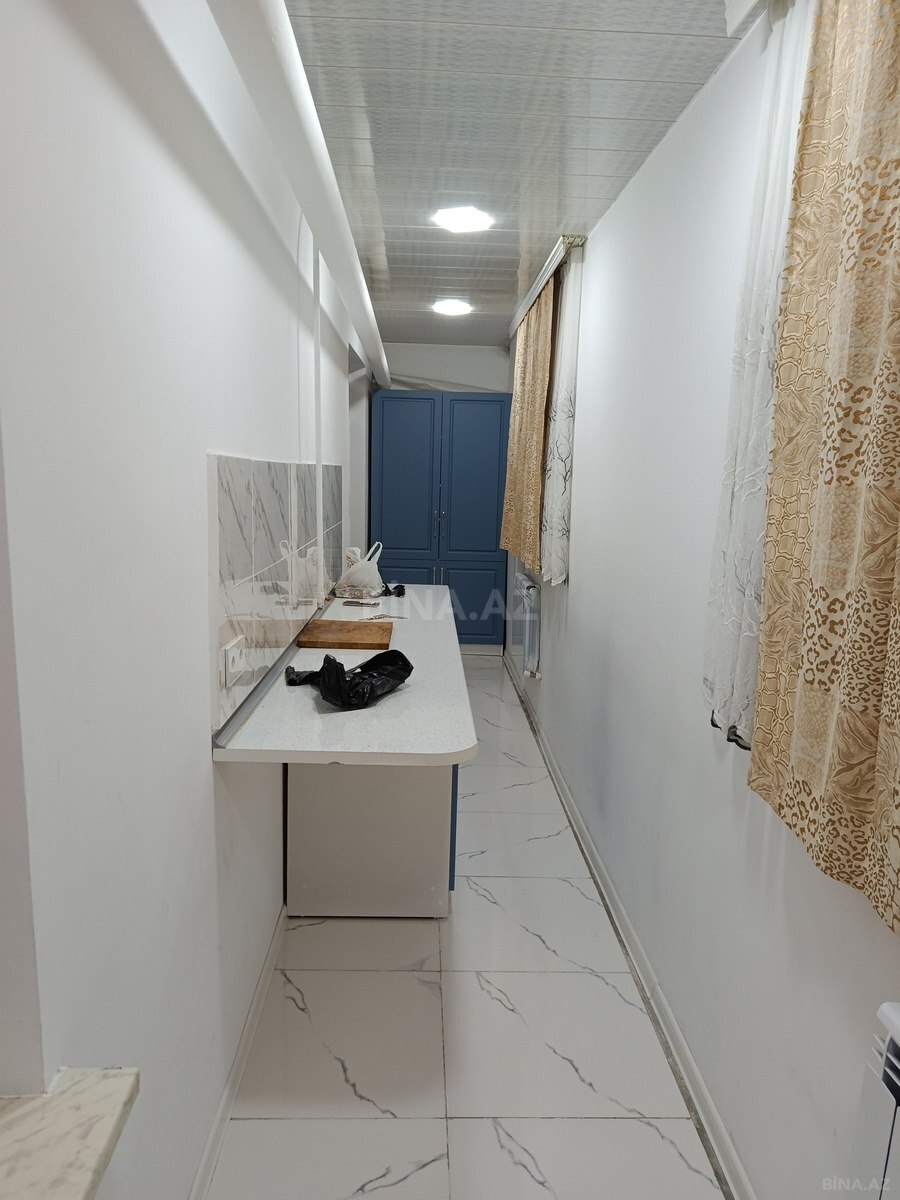 2 otaqlı Köhnə tikili, Xalqlar Dostluğu m., Bakı