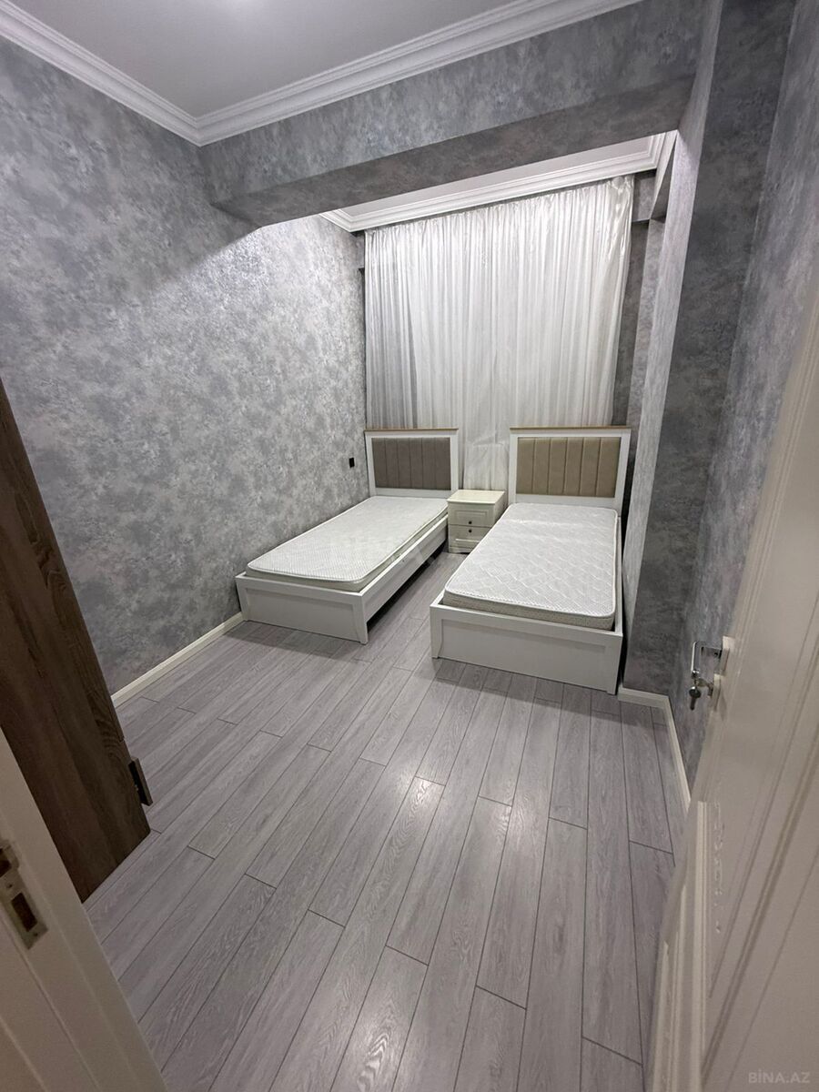 3 otaqlı Yeni tikili, İnşaatçılar m., Bakı