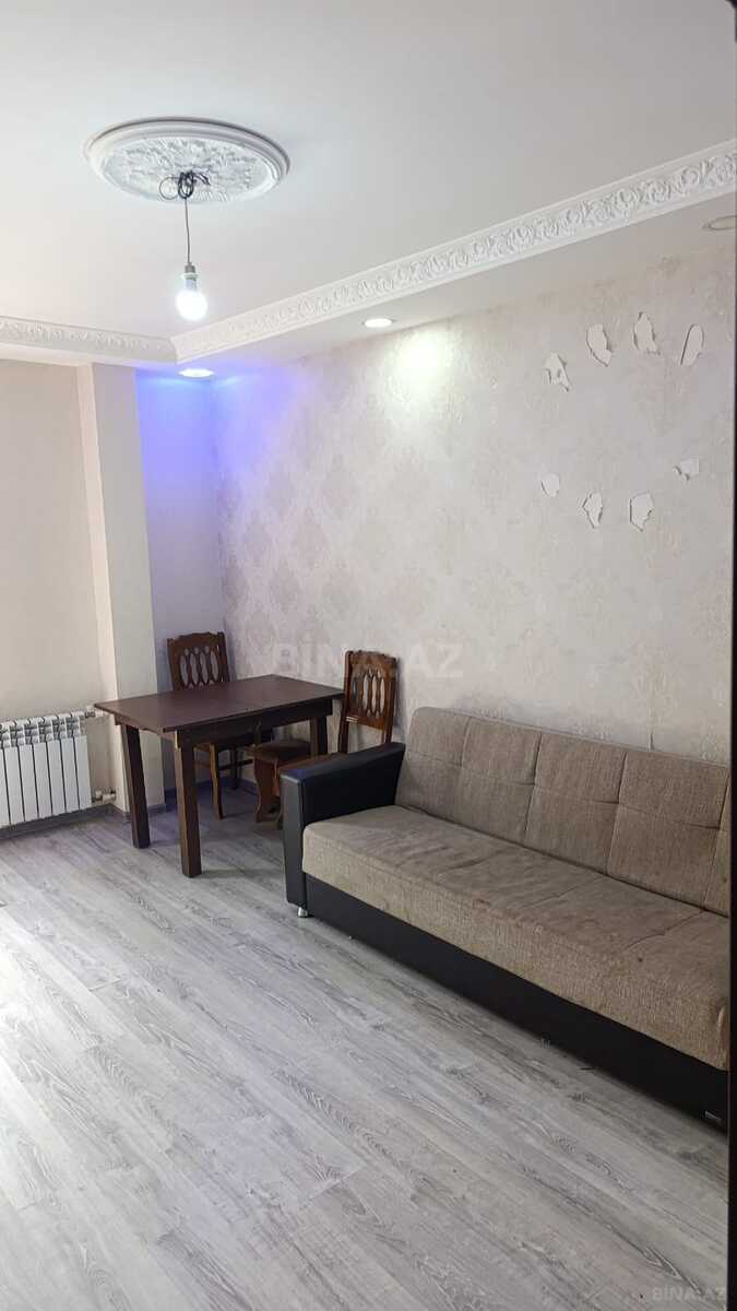 2 otaqlı Köhnə tikili, 7-ci mikrorayon q., Bakı