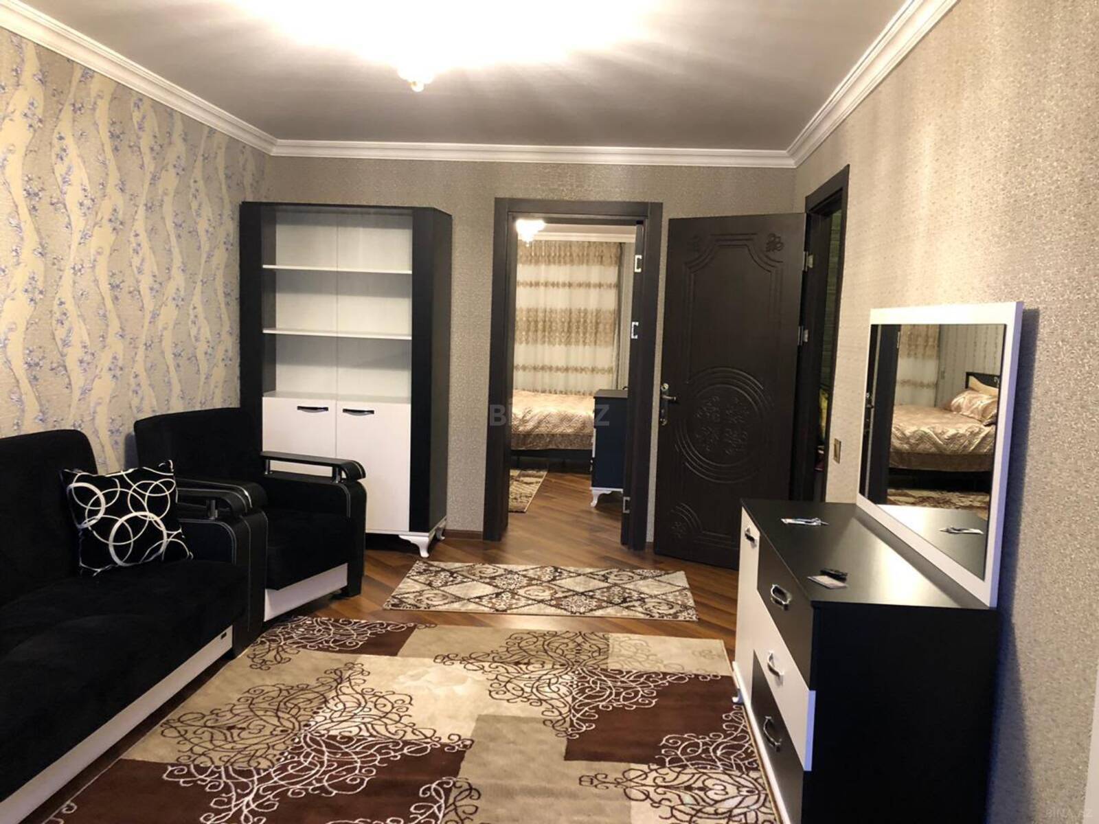 2 otaqlı Köhnə tikili, İnşaatçılar m., Bakı