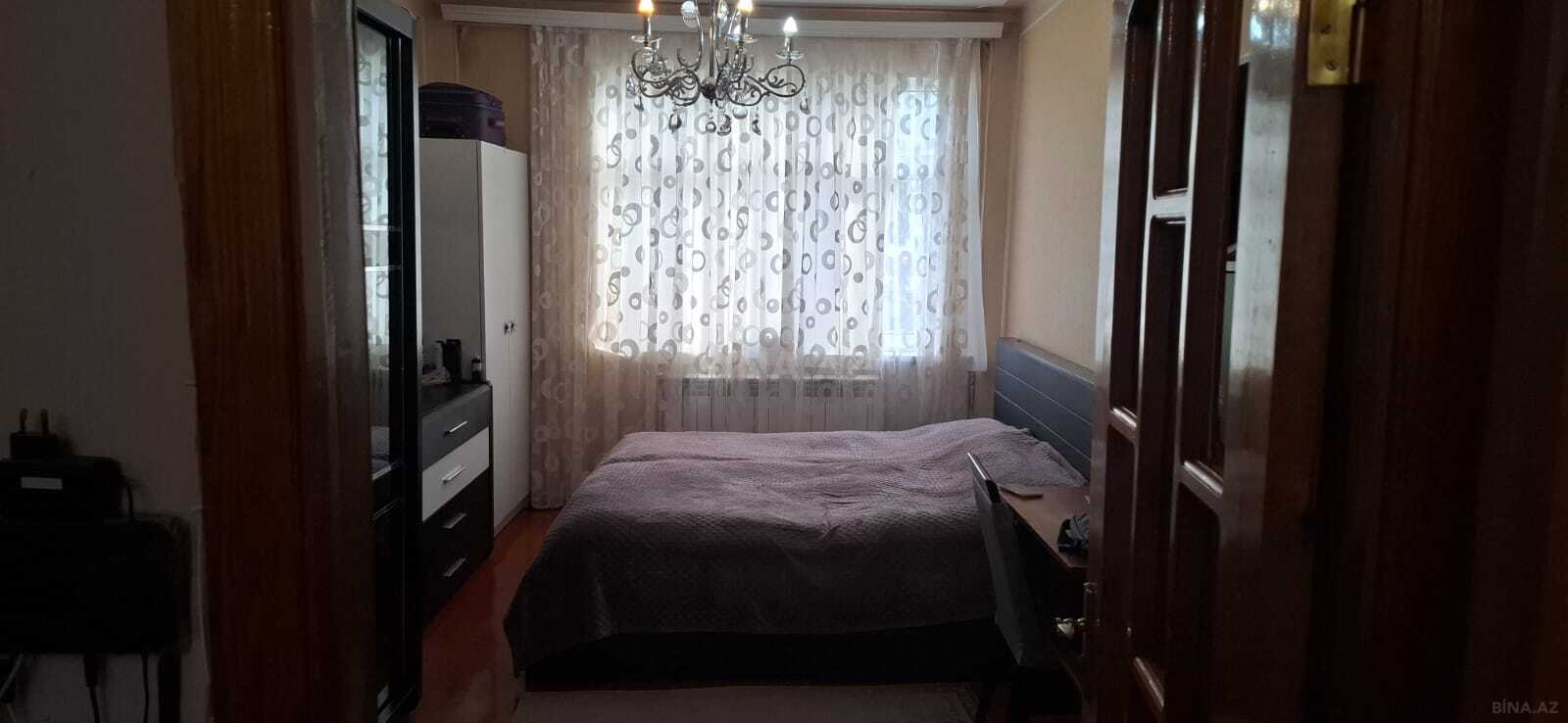 2 otaqlı Köhnə tikili, Memar Əcəmi m., Bakı