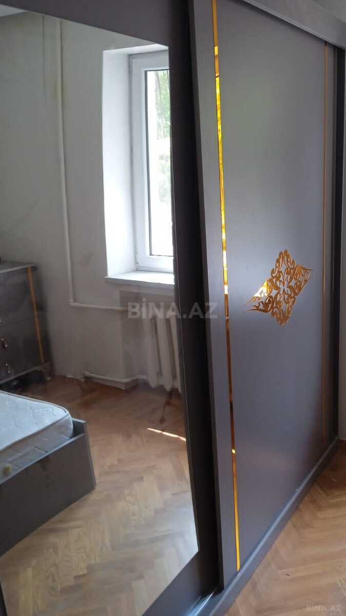 3 otaqlı Köhnə tikili, 8 Noyabr m., Bakı